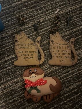 Whimsical Brown Cat Wall Signs and Plush Décor - Charming Home Art 4pc lot